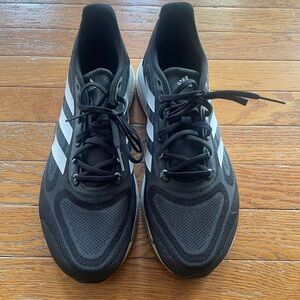 Men’s Adidas runners size 10